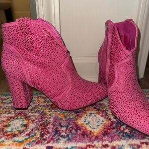 Pierre Dumas Pink Embellished Women’s Ankle Boots NEVER WORN!!